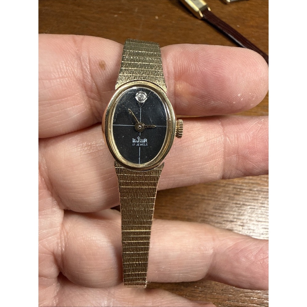 Vintage LeJour 17 Jewel Swiss Ladies Manual Wind Watch Rolled Gold Diamond 17mm